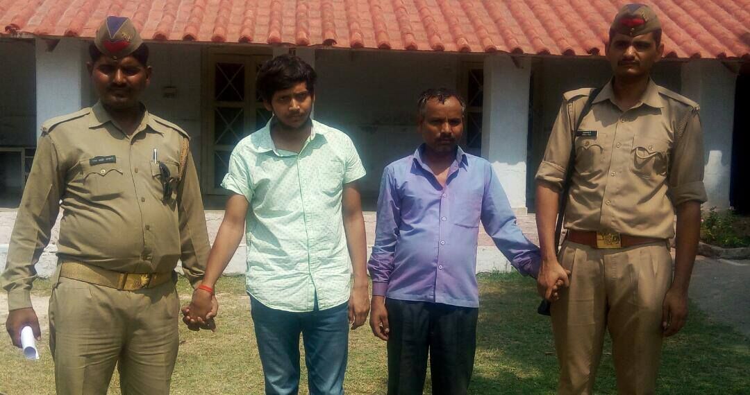 शराब माफिया जेपी के आवास पर पुलिस का छापा बेटा व सेल्समैन हिरासत में