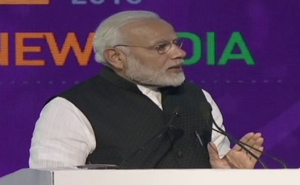 UP Investors Summit LIVE: PM मोदी बोले- अब यूपी भी सुपरहिट परफॉरमेंस देने के लिए तैयार