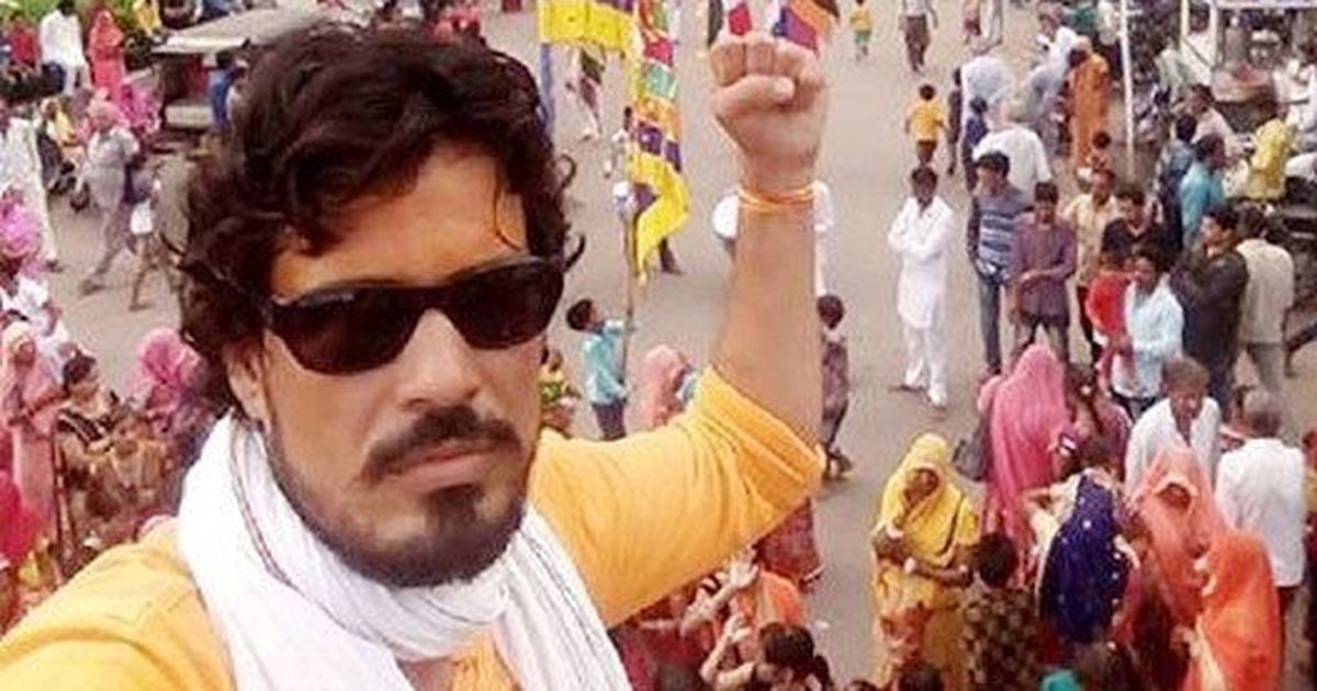 रंग लाये देश में मीडिया भाजपा के प्रयास, पैदा हुआ भगवा अलबगदादी ! रंग लाये देश में मीडिया भाजपा के प्रयास, पैदा हुआ भगवा अलबगदादी !