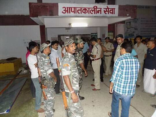 शेखपुरा के सिरारी रेलवे स्टेशन पर मालगाड़ी की चपेट में आने से 8 लोगों की मौत ,दो जख्मी शेखपुरा के सिरारी रेलवे स्टेशन पर मालगाड़ी की चपेट में आने से 8 लोगों की मौत ,दो जख्मी