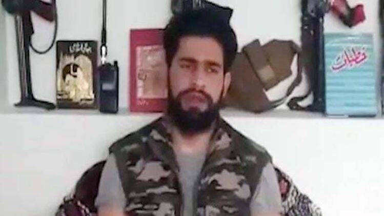 हिजबुल ने दी हुर्रियत को धमकी, सर काटकर लाल चौक पर टांग देंगें