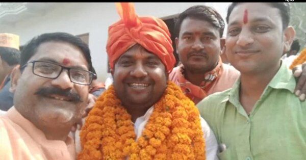 डिप्टी सीएम केशव और मंत्री नंदी के ख़ास सभासद को गोलियों से भून दिया