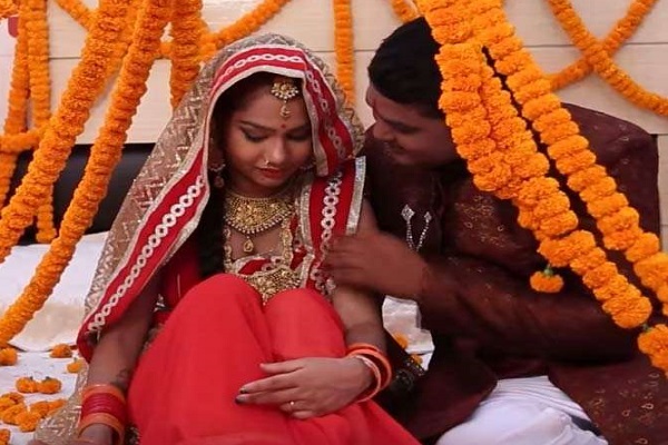 3 महीने में तीन करोड़ से ज्यादा लोगों ने देखा ये भोजपुरी वीडियो, हो रहा वायरल, जानिए क्यों 3 महीने में तीन करोड़ से ज्यादा लोगों ने देखा ये भोजपुरी वीडियो, हो रहा वायरल, जानिए क्यों