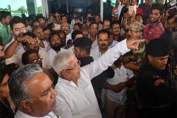 चारा घोटाला मामले में लालू यादव समेत 19 दोषियों की सजा पर फैसला आज चारा घोटाला मामले में लालू यादव समेत 19 दोषियों की सजा पर फैसला आज