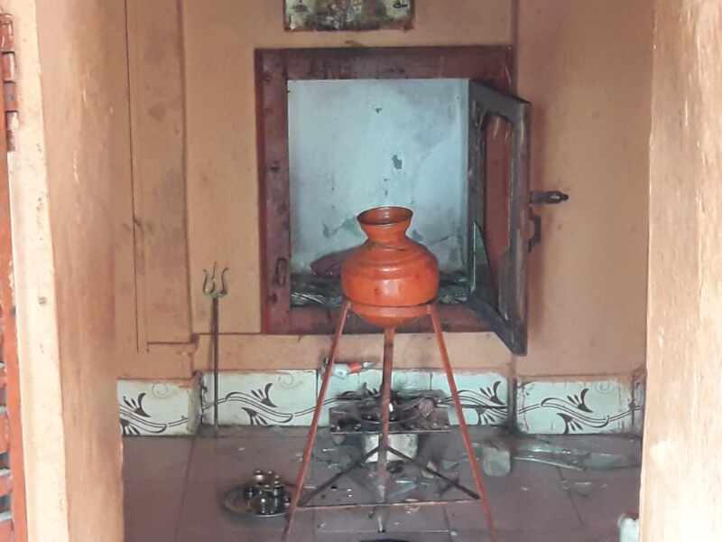 यूपी के बिजनौर में मंदिर से मूर्ति खंडित कर गंदे नाले में डाली, जानकारी मिलते है इलाके में आक्रोश