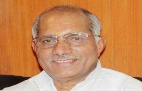 योगी सरकार के मंत्री के लखनऊ हत्याकांड पर बेहूदा बयान, मृतक की पत्नी सुनकर हैरान योगी सरकार के मंत्री के लखनऊ हत्याकांड पर बेहूदा बयान, मृतक की पत्नी सुनकर हैरान