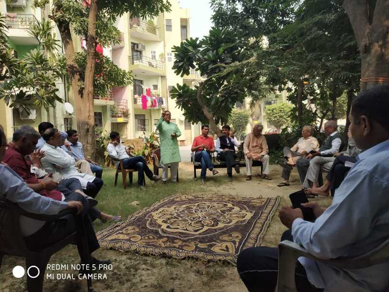 जन समस्याऔं के प्रति प्रशासन की उदासीनता से परेशान लोग