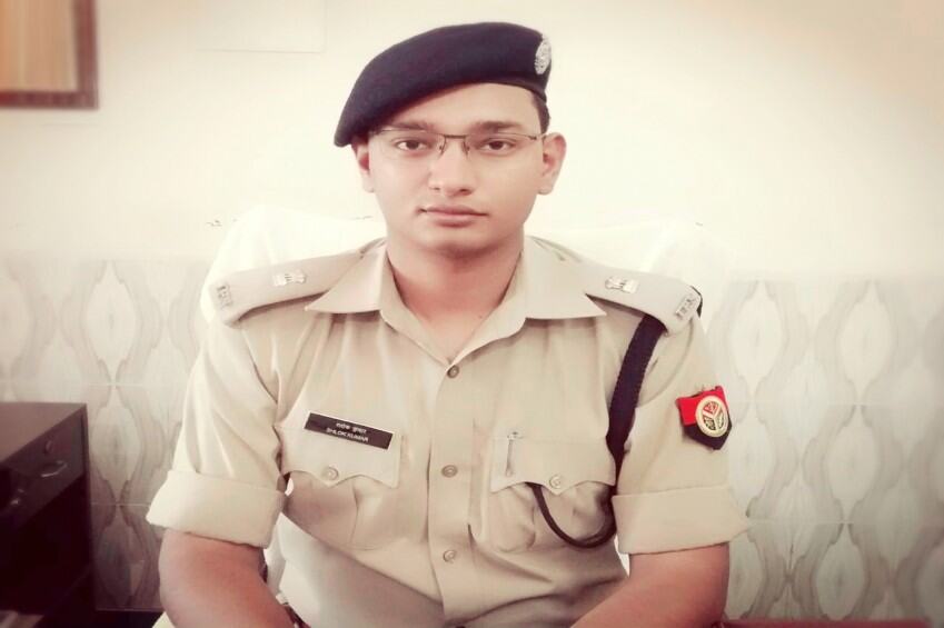 गाजियाबाद में कार्यवाहक एसएसपी श्लोक कुमार ने चलाया हंटर, साहिबाबाद और कविनगर के एसएचओ किये सस्पेंड गाजियाबाद में कार्यवाहक एसएसपी श्लोक कुमार ने चलाया हंटर, साहिबाबाद और कविनगर के एसएचओ किये सस्पेंड