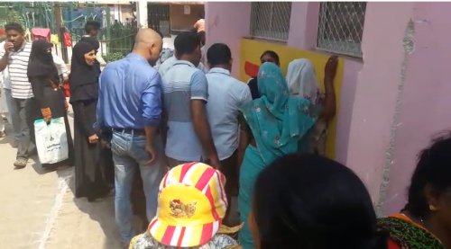 सुल्तानपुर में बंदर की करतूत से एक की मौत एक अस्पताल में सुल्तानपुर में बंदर की करतूत से एक की मौत एक अस्पताल में