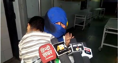 मुजफ्फरनगर: खेत मे मजदूरी के लिए आई दलित महिला के साथ दो लोगो ने बारी बारी किया बलात्कार मुजफ्फरनगर: खेत मे मजदूरी के लिए आई दलित महिला के साथ दो लोगो ने बारी बारी किया बलात्कार