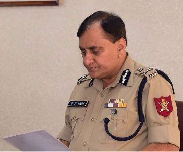डीजीपी ने की गाजियाबाद पुलिस की सराहना, किसान यात्रा को लेकर दिया प्रशस्तिपत्र डीजीपी ने की गाजियाबाद पुलिस की सराहना, किसान यात्रा को लेकर दिया प्रशस्तिपत्र