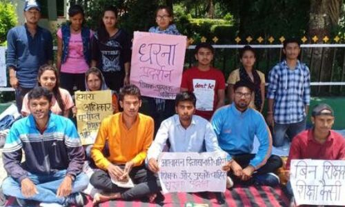 चुनावी दौर गया, अब फ़ीस वृद्धि का दौर शुरू,  हो सके तो घरों से न्यूज़ चैनलों का कनेक्शन कटवा दें