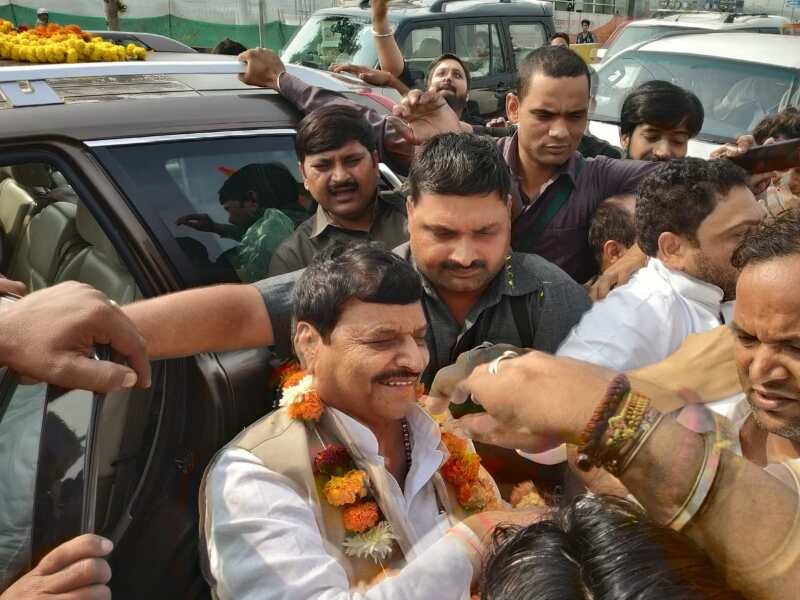 लोकसभा चुनाव पर शिवपाल की पार्टी अब नया ऐलान लोकसभा चुनाव पर शिवपाल की पार्टी अब नया ऐलान