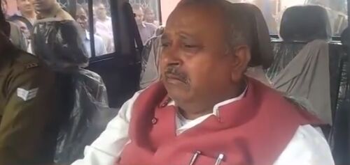 Ex बीजेपी विधायक बोले, गोरखपुर बाले बाबा से है मुझे खतरा! Ex बीजेपी विधायक बोले, गोरखपुर बाले बाबा से है मुझे खतरा!