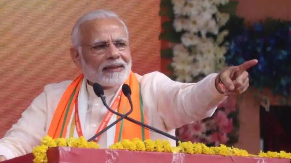 इंदौर के बारे में प्रधान जी ने जो ज्ञान दान दिया, उसे सुनकर बीजेपी भी होगी हैरान! इंदौर के बारे में प्रधान जी ने जो ज्ञान दान दिया, उसे सुनकर बीजेपी भी होगी हैरान!