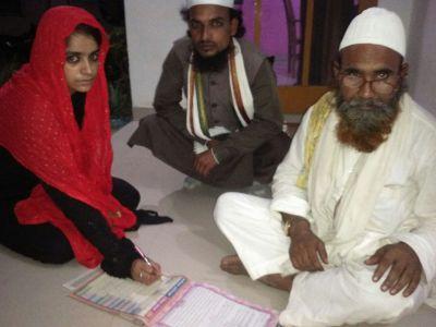 बिजनौर में थाने में तीन तलाक़ मामले में लड़के सहित 6 लोगो के खिलाफ मामला दर्ज बिजनौर में थाने में तीन तलाक़ मामले में लड़के सहित 6 लोगो के खिलाफ मामला दर्ज