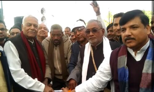रचनात्मक कार्य समाप्त कर चुनाव जीतने की होड़ मची है - यशवंत सिन्हा रचनात्मक कार्य समाप्त कर चुनाव जीतने की होड़ मची है - यशवंत सिन्हा