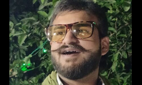 सर चढ़ कर बोल रहा गठबंधन का जादू,अखिलेश यादव की जीत बहन मायावती की जीत है-अब्बास अंसारी सर चढ़ कर बोल रहा गठबंधन का जादू,अखिलेश यादव की जीत बहन मायावती की जीत है-अब्बास अंसारी