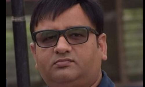 बुलंदशहर में पत्रकार नदीम खान रंगेहाथ रंगदारी मांगते हुए स्टिंग ऑपरेशन में कैद