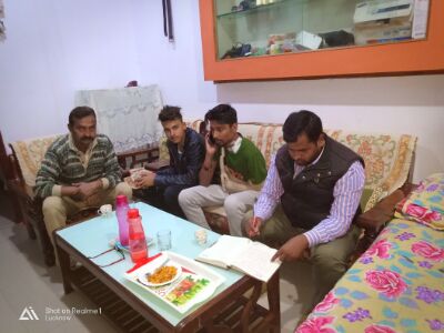 घटना के बाद घर में बचीं महिलाएं जिन्हें बाहर निकलने में लगता है डर घटना के बाद घर में बचीं महिलाएं जिन्हें बाहर निकलने में लगता है डर