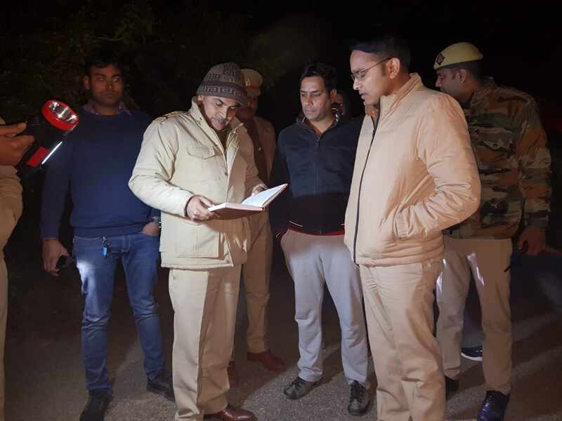 नोएडा में फिर गरजी पुलिस की बंदूक, दो थानों में हुई बदमाशों से मुठभेड़