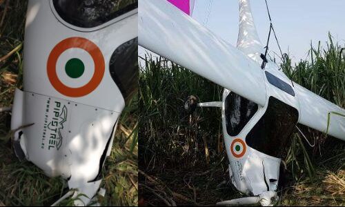 Exclusive तस्वीरें:  बागपत में एयर फोर्स का माइक्रोलाइट विमान गिरा, देखिये तस्वीरें