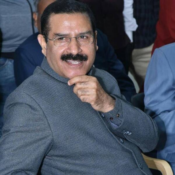 विश्वविद्यालय को रिसर्च का केंद्र बनाएंगे: प्रो. हांगलूं विश्वविद्यालय को रिसर्च का केंद्र बनाएंगे: प्रो. हांगलूं