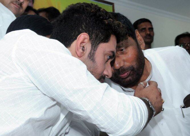 उपेंद्र कुशवाहा के एनडीए छोड़ते ही, आई ये बड़ी खबर! उपेंद्र कुशवाहा के एनडीए छोड़ते ही, आई ये बड़ी खबर!