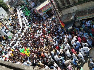 शिवपाल ने दिखाई मुलायम के गढ़ में ताकत, चारों और भीड़ ही भीड़ शिवपाल ने दिखाई मुलायम के गढ़ में ताकत, चारों और भीड़ ही भीड़