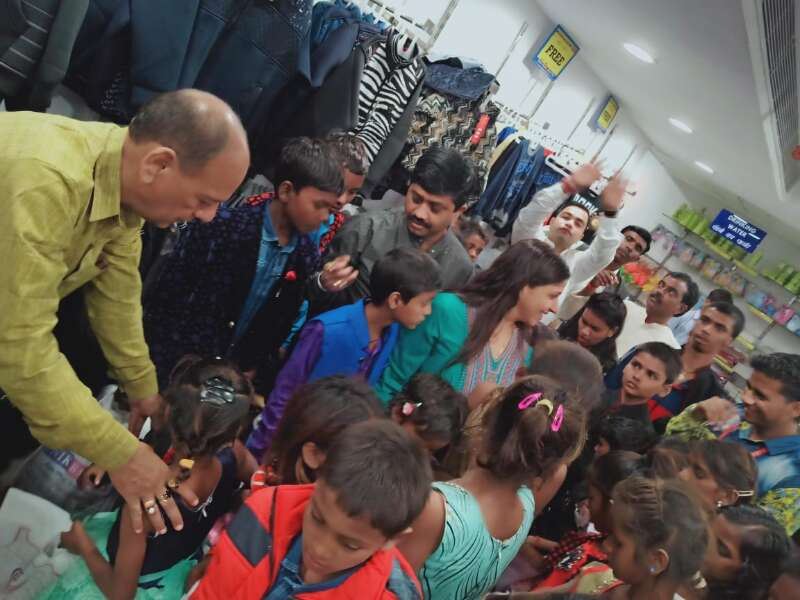 इंडिगो की प्रयागराज-बेंगलुरु हवाई सेवा का मंत्री नन्दी करेंगे उद्घाटन इंडिगो की प्रयागराज-बेंगलुरु हवाई सेवा का मंत्री नन्दी करेंगे उद्घाटन