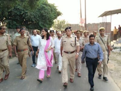 त्योहारों के दृष्टिगत जिलाधिकारी व पुलिस अधीक्षक द्वारा किया गया रुट मार्च त्योहारों के दृष्टिगत जिलाधिकारी व पुलिस अधीक्षक द्वारा किया गया रुट मार्च