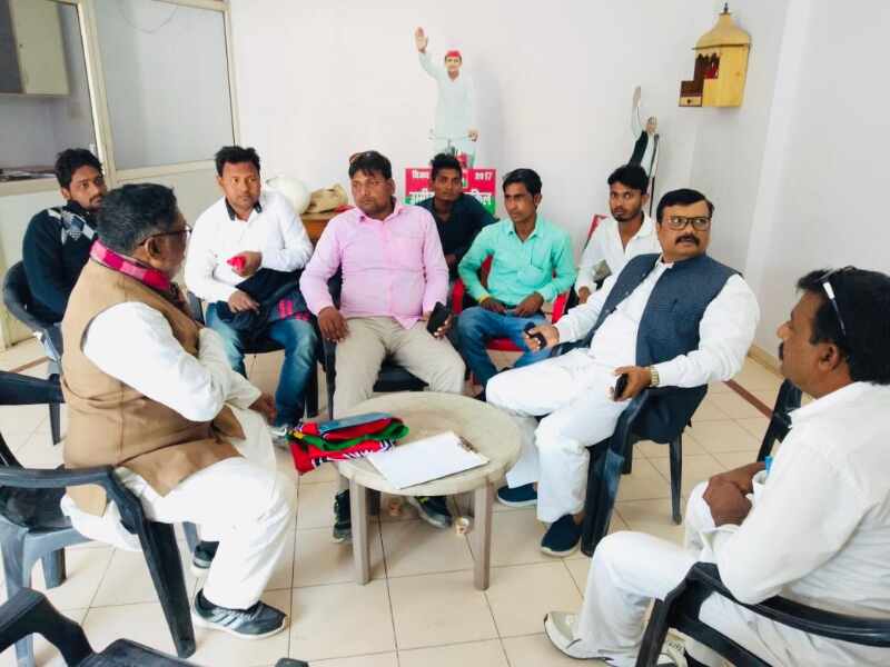 संजय यादव ने 20 दिसंबर को मऊ में स्वाभिमान रैली को सफल बनाने के लिए की अपील संजय यादव ने 20 दिसंबर को मऊ में स्वाभिमान रैली को सफल बनाने के लिए की अपील