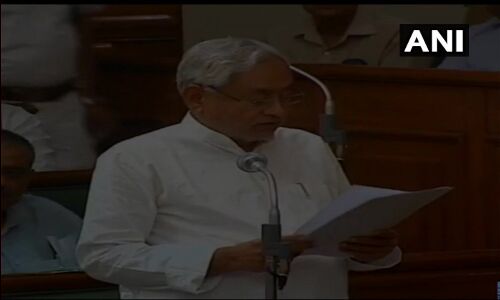 बिहार विधानपरिषद में बाढ़ पर CM नीतीश ने दिया जवाब बिहार विधानपरिषद में बाढ़ पर CM नीतीश ने दिया जवाब