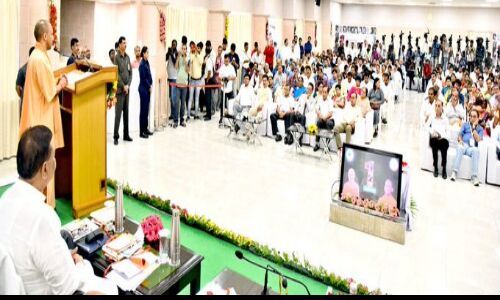 सीएम योगी ने कहा- सरकारी कॉलेजों से MBBS करने वाले हर डॉक्टर को करना होगा ये काम सीएम योगी ने कहा- सरकारी कॉलेजों से MBBS करने वाले हर डॉक्टर को करना होगा ये काम