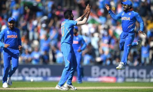 World Cup 2019 : इस कारण टीम इंडिया जरूर खेलेगी सेमीफाइनल! World Cup 2019 : इस कारण टीम इंडिया जरूर खेलेगी सेमीफाइनल!