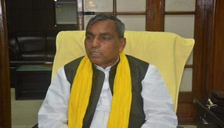 योगी सरकार के मंत्री बोले- शहरों के नाम बदलने से पहले अपने मुस्लिम नेताओं के नाम बदले बीजेपी योगी सरकार के मंत्री बोले- शहरों के नाम बदलने से पहले अपने मुस्लिम नेताओं के नाम बदले बीजेपी
