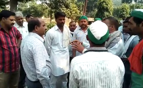 मुजफ्फरनगर : चीनी मिलों द्वारा किए गए मखौल पर भाकियू नेता गर्माए मुजफ्फरनगर : चीनी मिलों द्वारा किए गए मखौल पर भाकियू नेता गर्माए