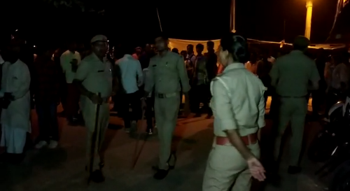 सहारनपुर : म्हाडी मेले के पहले ही दिन विवाद, आधा दर्जन से ज्यादा लोग घायल सहारनपुर : म्हाडी मेले के पहले ही दिन विवाद, आधा दर्जन से ज्यादा लोग घायल