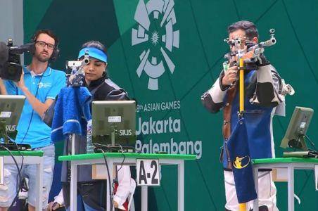 Asian Games 1st Day LIVE: 10 मीटर एयर राइफल मुकाबले में अपूर्वी और रवि ने भारत को दिलाया कांस्य पदक Asian Games 1st Day LIVE: 10 मीटर एयर राइफल मुकाबले में अपूर्वी और रवि ने भारत को दिलाया कांस्य पदक
