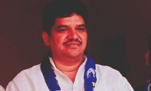 डबल मर्डर से दहला बिजनौर : बसपा नेता हाजी एहसान और उनके भांजे की गोली मारकर हत्या डबल मर्डर से दहला बिजनौर : बसपा नेता हाजी एहसान और उनके भांजे की गोली मारकर हत्या