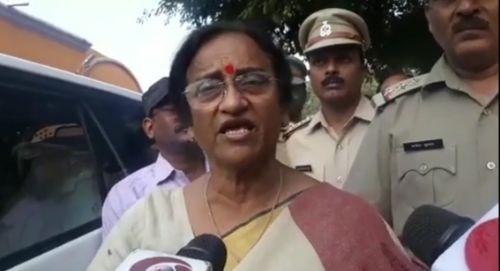 #MeToo के समर्थन में उतरीं रीता बहुगुणा जोशी #MeToo के समर्थन में उतरीं रीता बहुगुणा जोशी