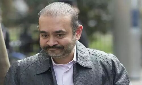 नीरव मोदी ने जमानत पाने के लिए सभी हथकंडे अपनाए, कुत्ते की देखभाल समेत दिए ऐसे तर्क नीरव मोदी ने जमानत पाने के लिए सभी हथकंडे अपनाए, कुत्ते की देखभाल समेत दिए ऐसे तर्क