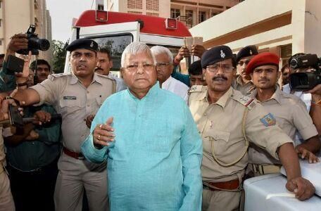 लालू प्रसाद को 30 अगस्त तक करना होगा सरेंडर लालू प्रसाद को 30 अगस्त तक करना होगा सरेंडर