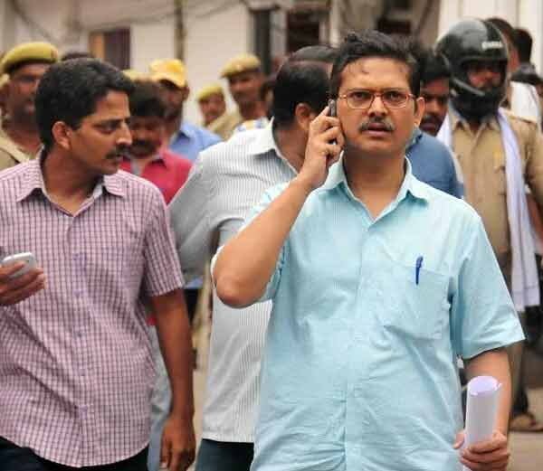 आईपीएस अमिताभ ठाकुर का ऐलान में भी जाऊँगा व्यक्तिगत जांच करने आईपीएस अमिताभ ठाकुर का ऐलान में भी जाऊँगा व्यक्तिगत जांच करने