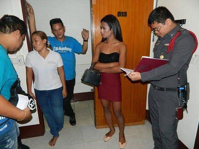 सेक्स के दौरान उत्तेजित अवस्था में सिर दीवार से टकराया, मौत