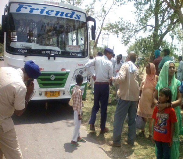 हरियाणा में बस में विस्फोट 15 घायल दो की हालत गंभीर हरियाणा में बस में विस्फोट 15 घायल दो की हालत गंभीर
