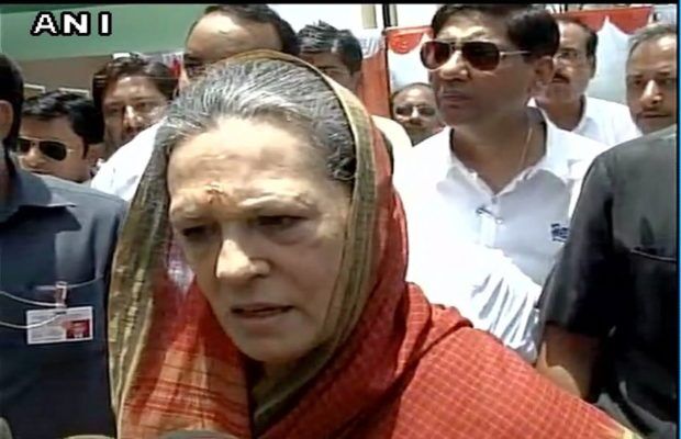 राॅबर्ट वाड्रा के आर्म्‍स डीलर से रिश्‍तों के खुलासे पर बोलीं सोनिया, जांच करो दूध का दूध पानी का पानी