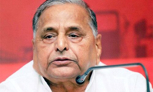 जनता को समय मिलना चाहिए, कालाधन निकालने का तरीका गलत है- मुलायम सिंह