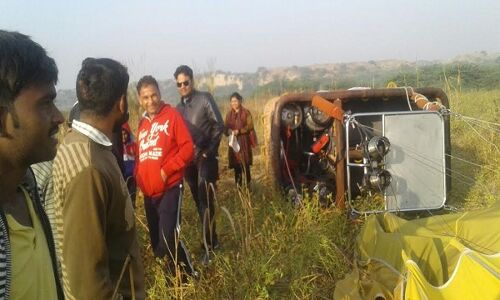 आगरा: एयर बैलून फेस्टिवल, पहले ही दिन कराई गई इमरजेंसी लैंडिंग