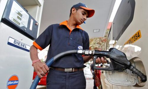 बड़ी खबर: 100 रूपये के पेट्रोल पर चालीस रूपये कैश बैक ऑफर, जानिए कैसे! बड़ी खबर: 100 रूपये के पेट्रोल पर चालीस रूपये कैश बैक ऑफर, जानिए कैसे!